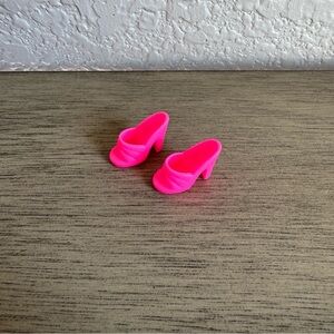 Vintage Hot Pink‎ Barbie Doll Shoes Heels Pumps Accessory